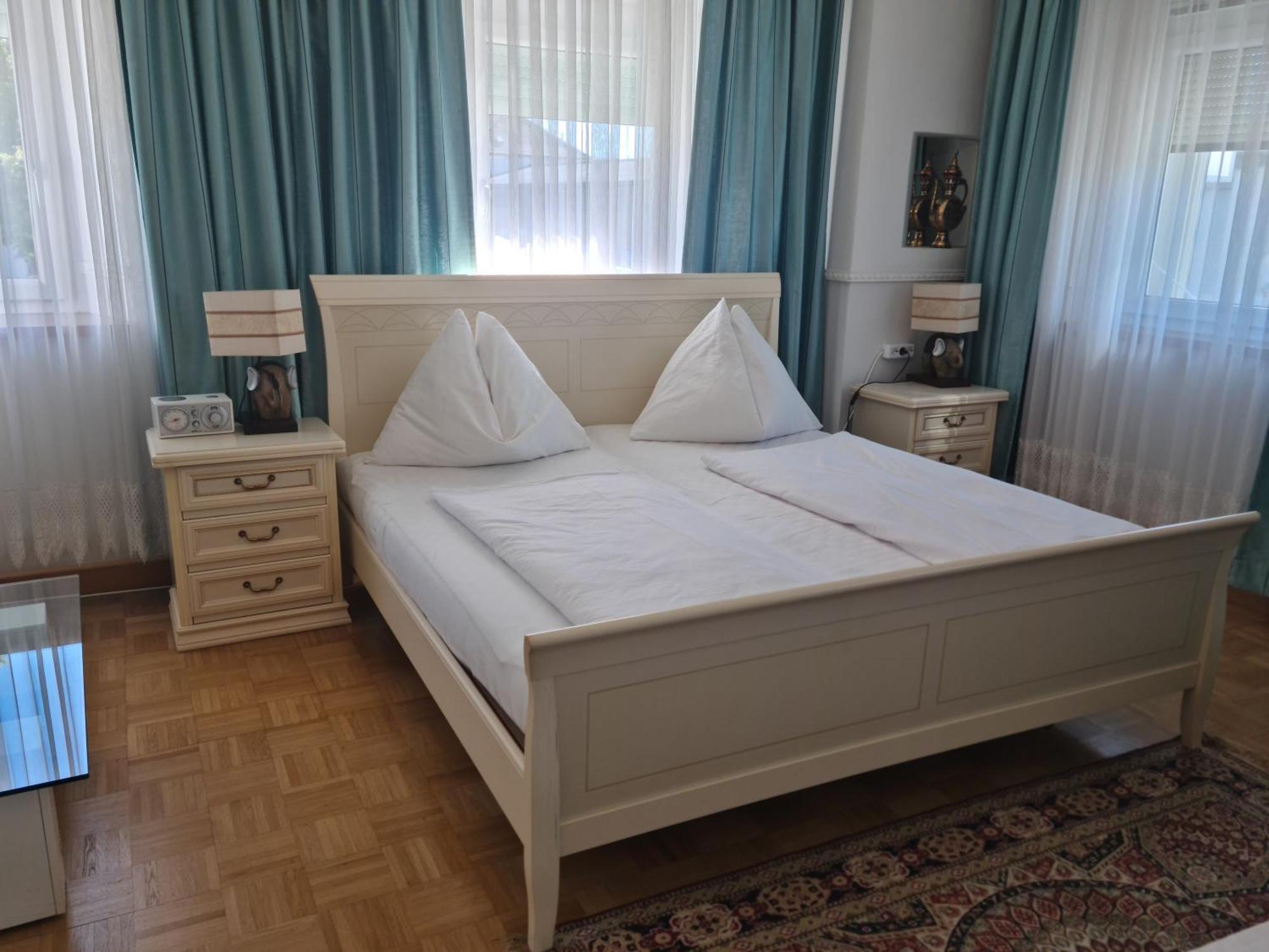 Hoeckner Plaza Hotel Attnang-Puchheim Esterno foto