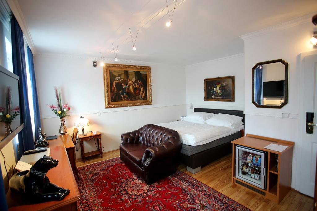 Hoeckner Plaza Hotel Attnang-Puchheim Esterno foto