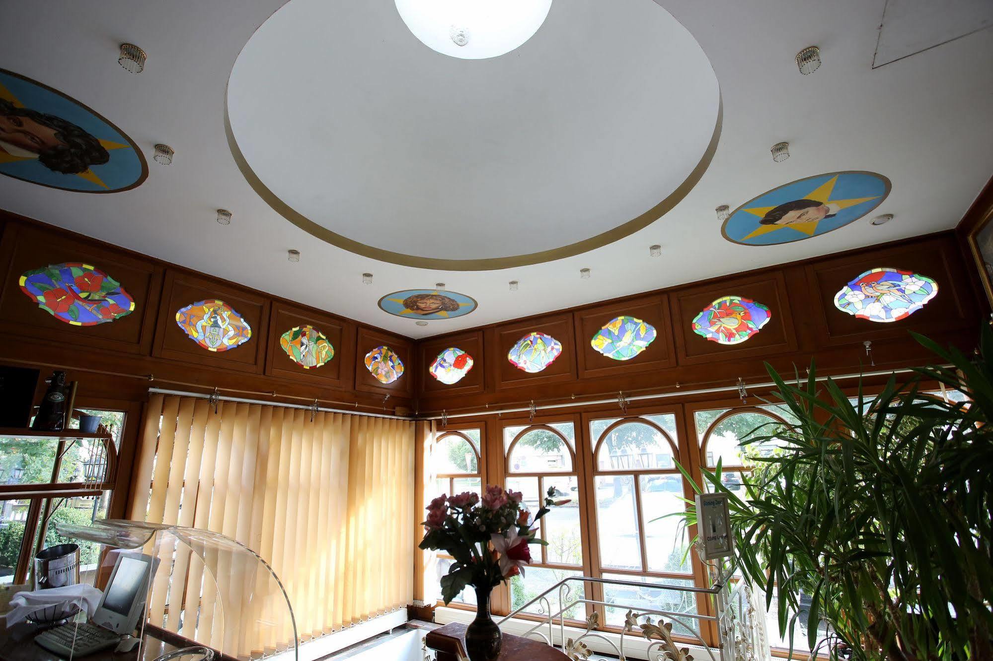 Hoeckner Plaza Hotel Attnang-Puchheim Esterno foto
